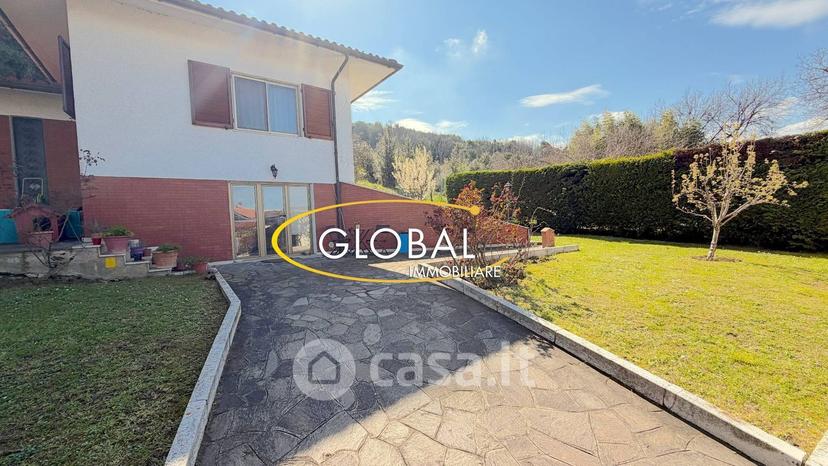 Villa in Via del Golfo