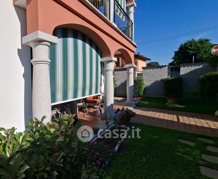 Villa in Via Ada Negri 3 — foto 17 di 53
