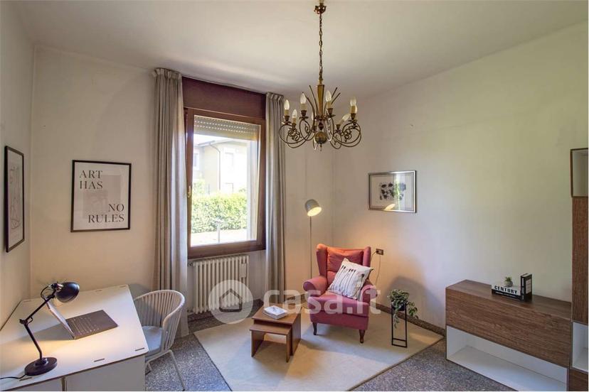 Villa in Via IV Novembre — foto 13 di 60
