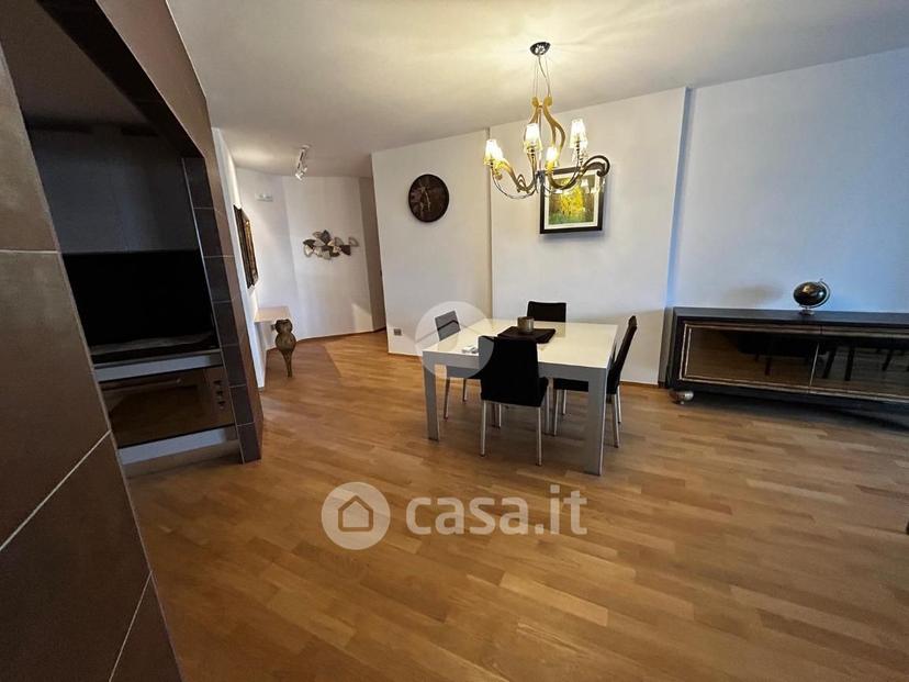 Trilocale in Viale Giacomo Mancini 20 — foto 5 di 23