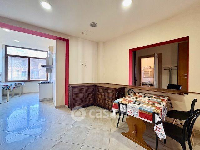 Stanza in Largo San Martino 2 — foto 24 di 35