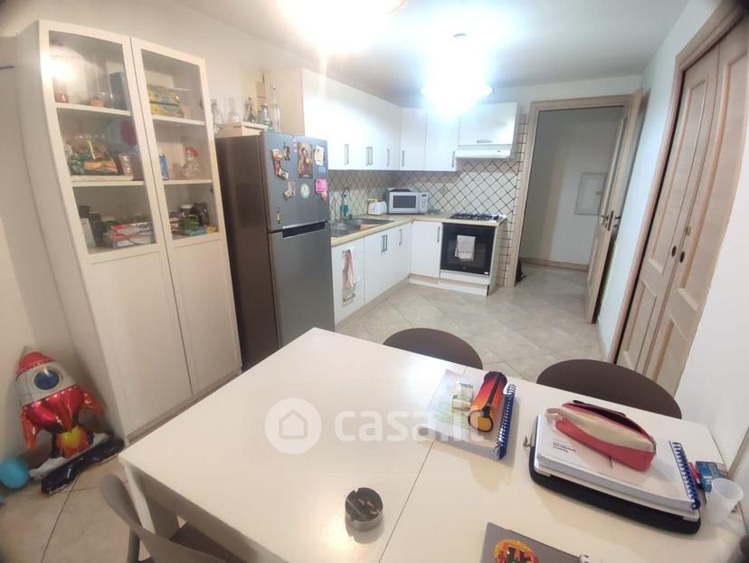 Stanza in Via Concezione a Monte Calvario — foto 12 di 17