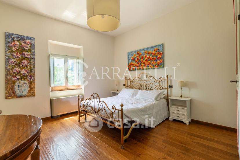 Villa in Via della Rocca 6 — foto 7 di 51