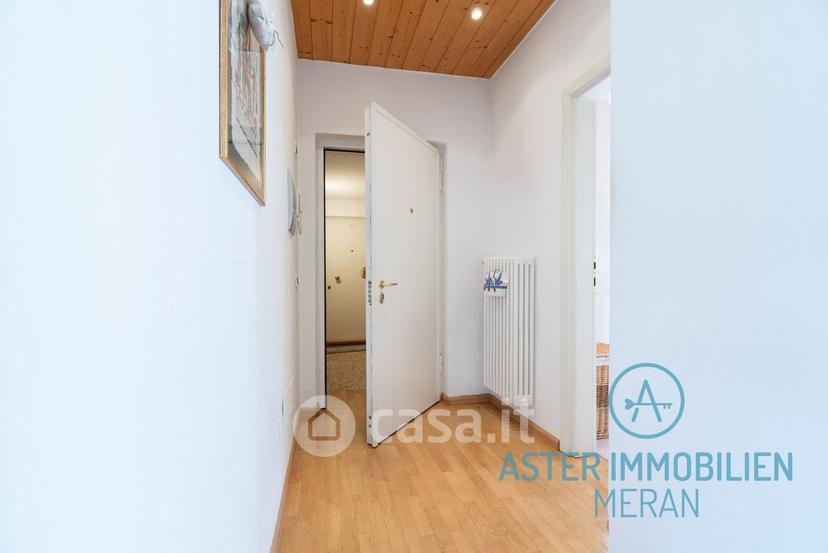 Trilocale in Via Mainardo — foto 9 di 26