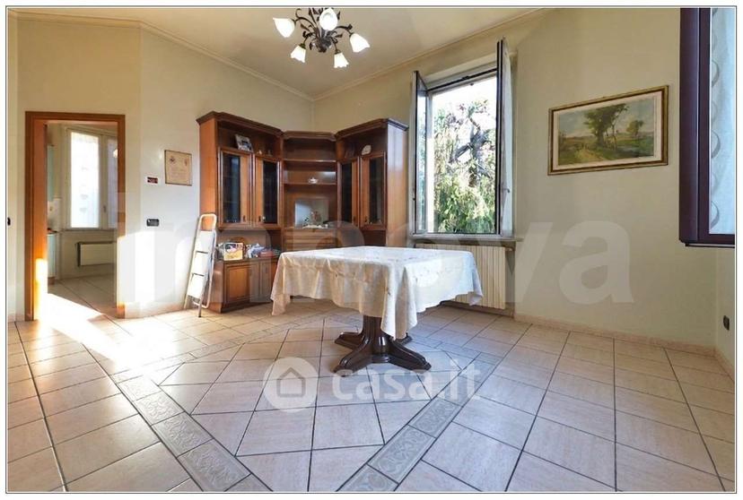 Villa in Via Alessandro Volta 26 — foto 9 di 18