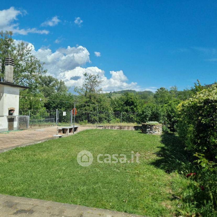 Villa in Via Ugo Foscolo 28 — foto 37 di 43
