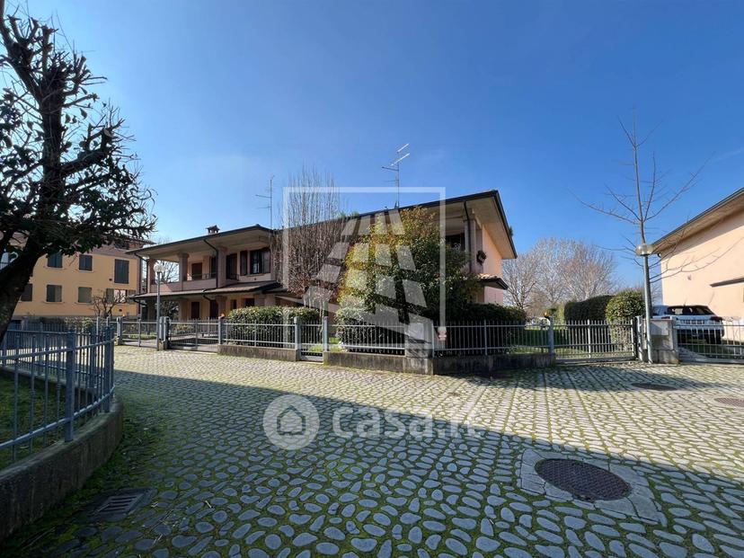 Villa in Via Gianni Rodari 16 — foto 57 di 89