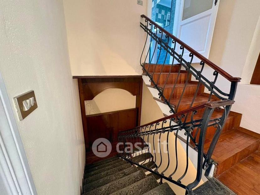 Villa in Via Vittorio Alfieri 2 — foto 27 di 78