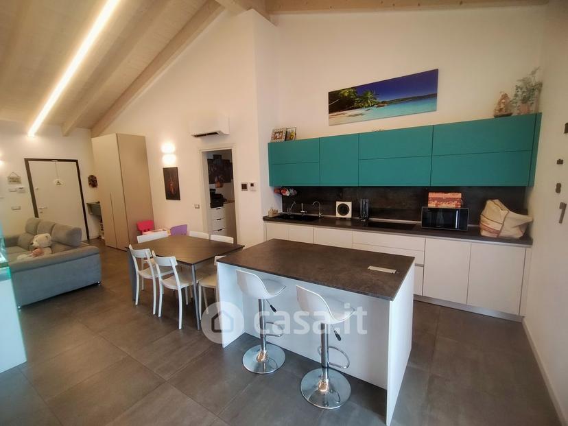 Villa in Via dei Gerani 1 — foto 3 di 37