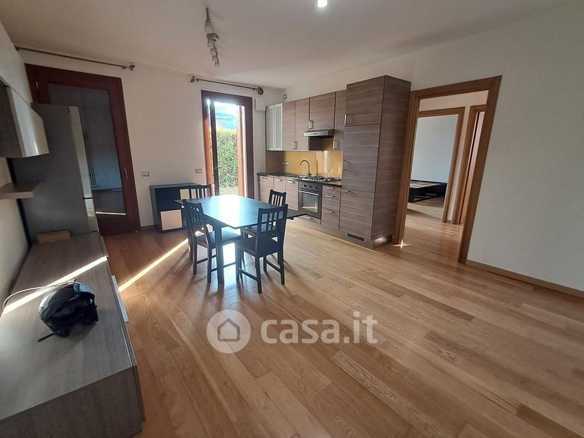 Trilocale in Via del Santo 18 — foto 12 di 15