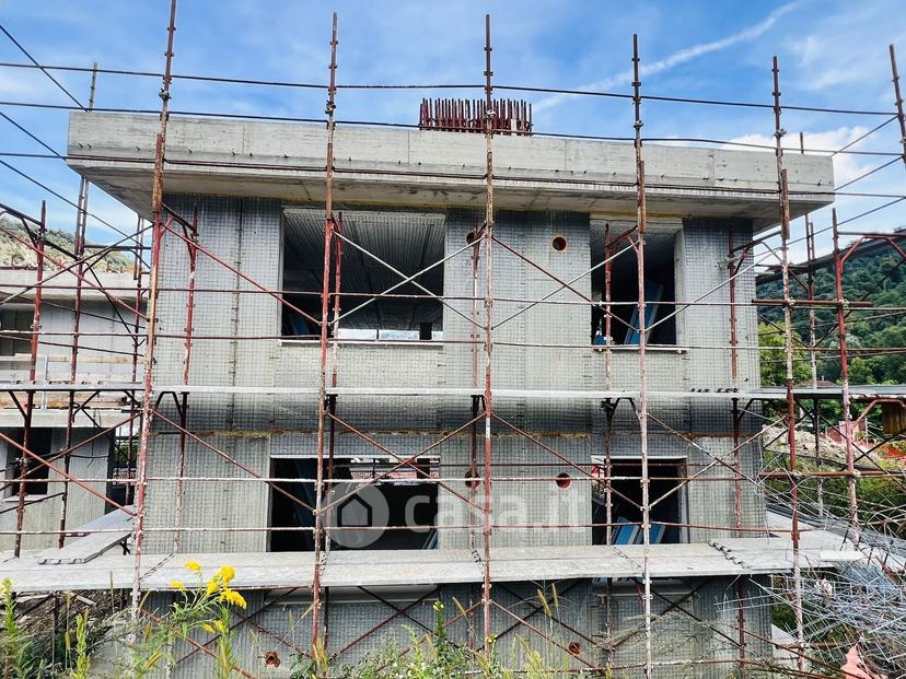 Quadrilocale in Via delle Camelie — foto 12 di 19