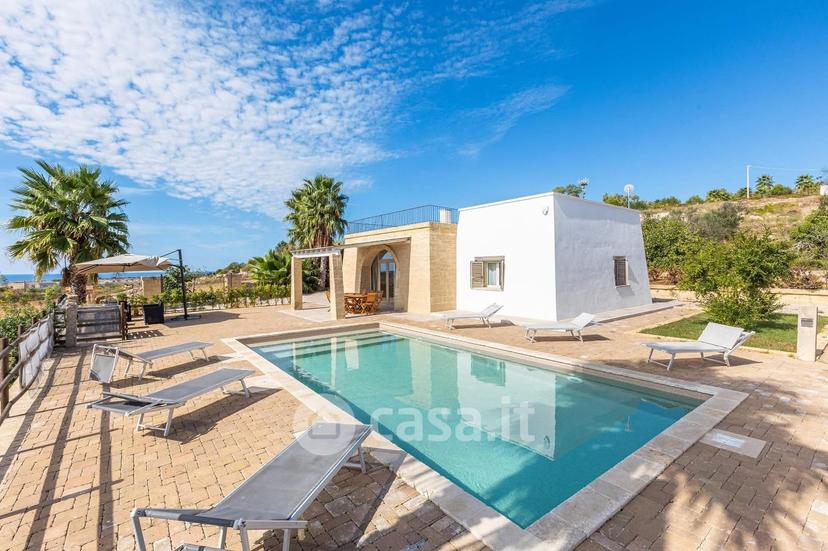 Villa in Località Fani 2 — foto 14 di 24