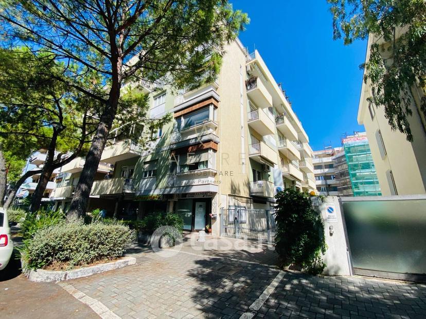 Trilocale in Viale John Fitzgerald Kennedy 78 — foto 9 di 34