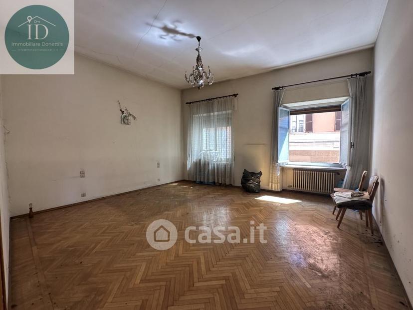 Appartamento in Piazza Edmondo de Amicis 26 — foto 49 di 51