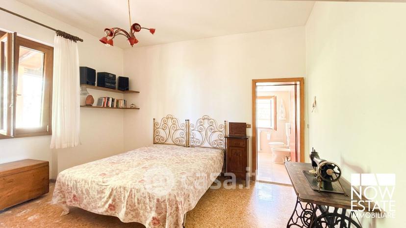 Villa in Passo della Scheggia — foto 17 di 49