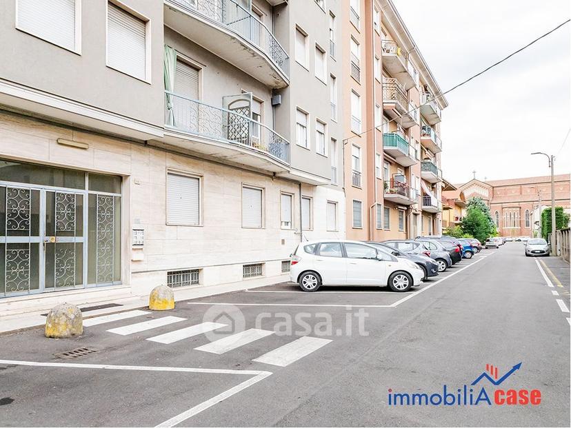 Trilocale in Via Conciliazione 14 — foto 2 di 24