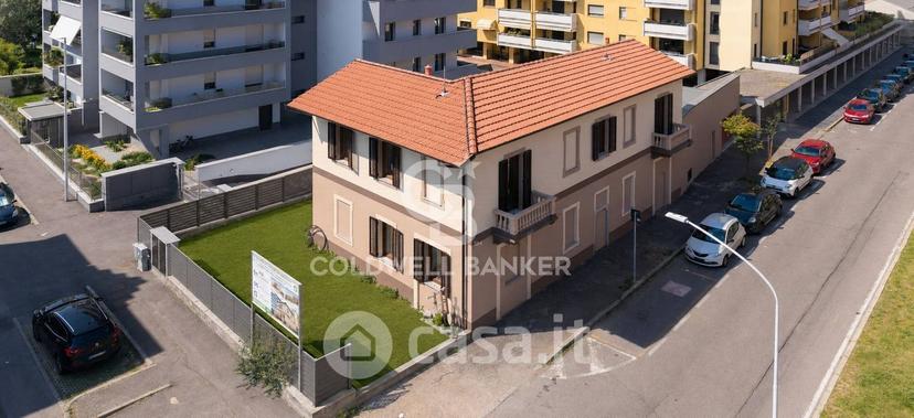 Villa in Via G. Espinasse 3 — foto 13 di 13
