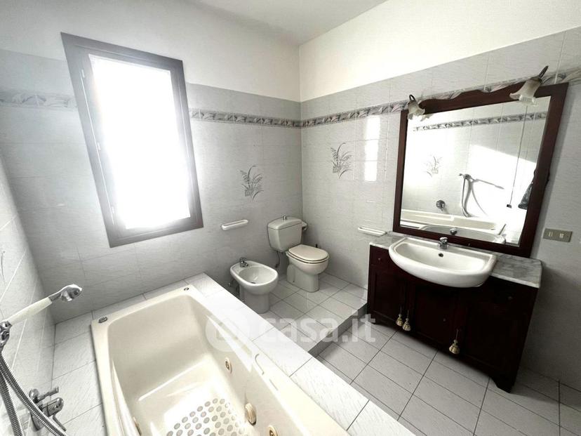 Villa in Via Luigi Becagli — foto 2 di 49