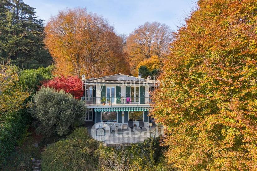 Villa in Via al Poggio di Solcio — foto 8 di 18