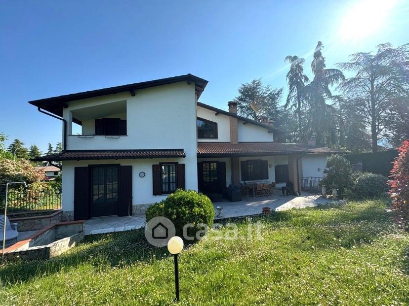 Villa in Via Giacomo Puccini 3 — foto 40 di 50