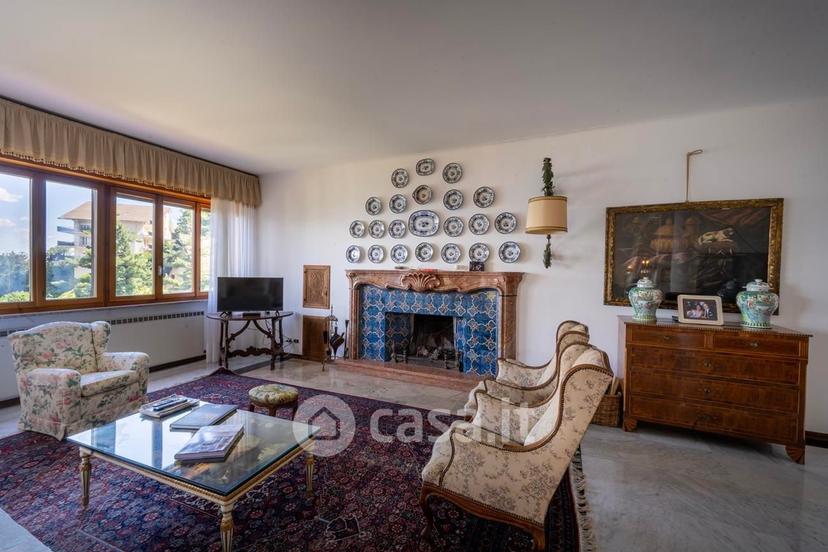 Villa in Via Sempione Nord 91 — foto 5 di 32