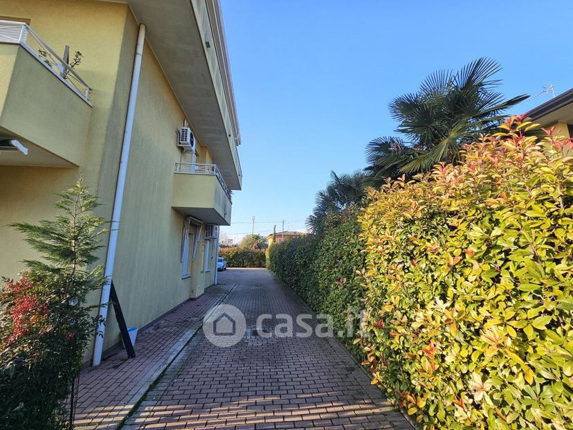 Appartamento in Via Emilia — foto 9 di 12