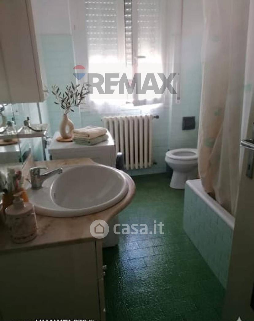Quadrilocale in Via Giovanni Pascoli 5 — foto 11 di 15