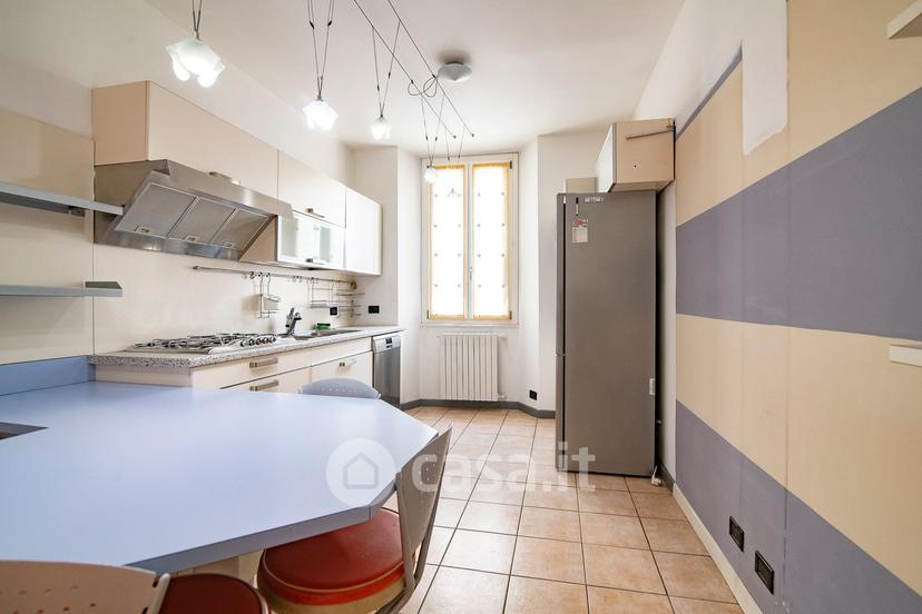 Trilocale in Via Volturno 17 — foto 22 di 26