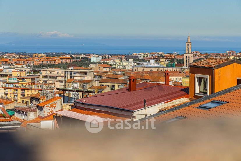 Appartamento in Piazza Tola 41 — foto 2 di 109