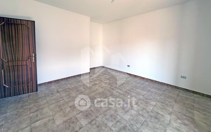 Trilocale in Via Fortore — foto 13 di 19