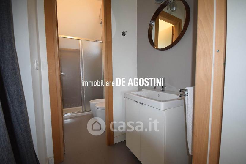 Bilocale in Traversa di Via Sempione 2 — foto 6 di 19