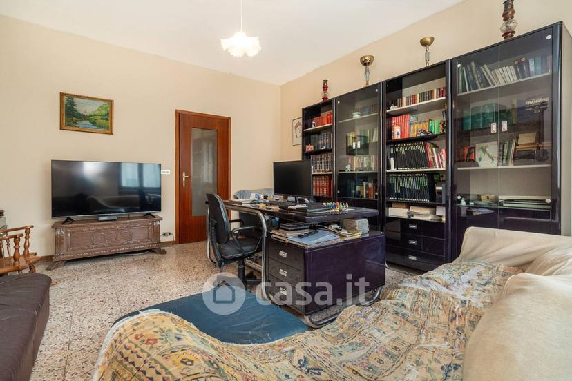Quadrilocale in Via Stupinigi 4 — foto 18 di 44