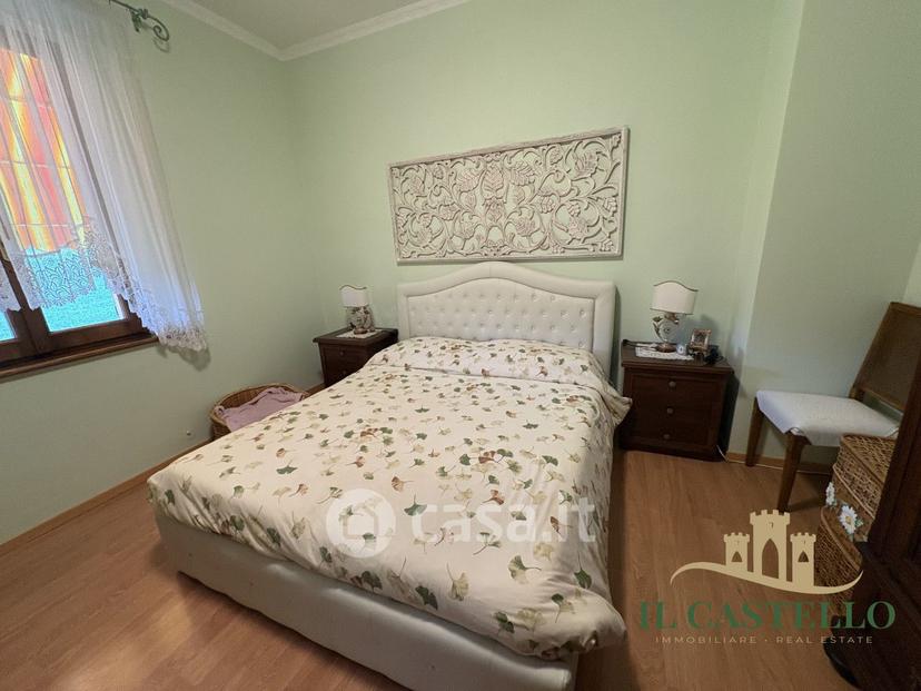 Villa in Via Garibaldi — foto 15 di 42