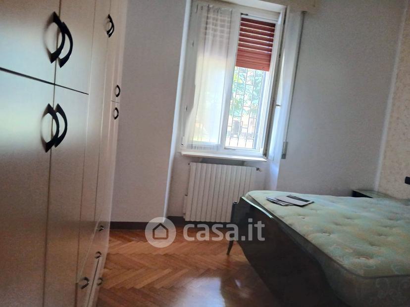 Stanza in Via Giuseppe Cortesi 10