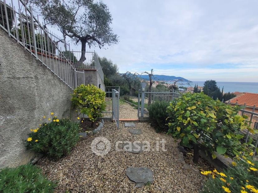 Bilocale in Via Divina Provvidenza — foto 4 di 44