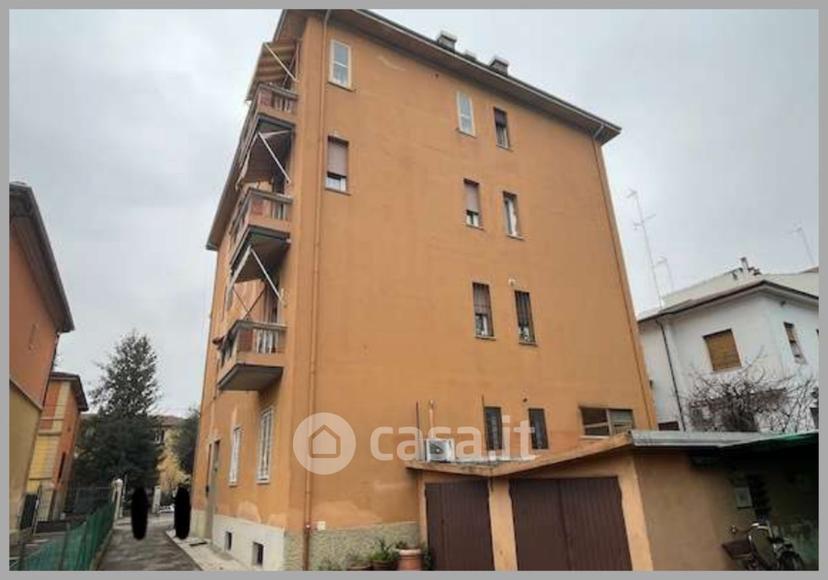 Trilocale in Via Dionisio Calvart — foto 3 di 33