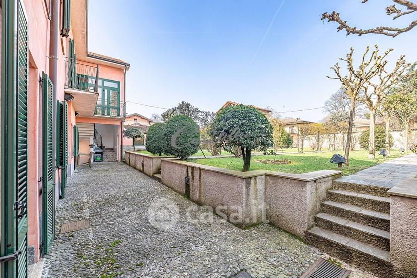 Appartamento in Via Como 13 — foto 24 di 48
