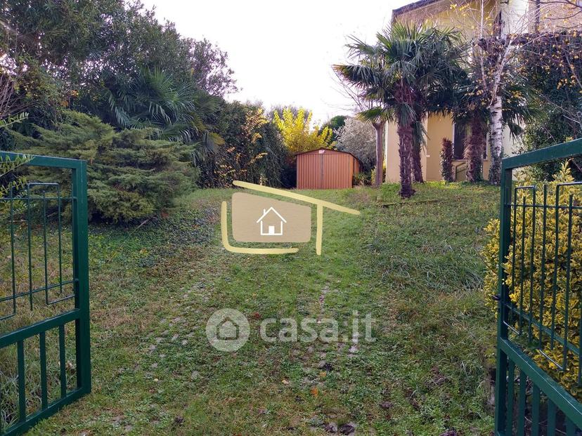 Villa in Viale Manerba — foto 11 di 38
