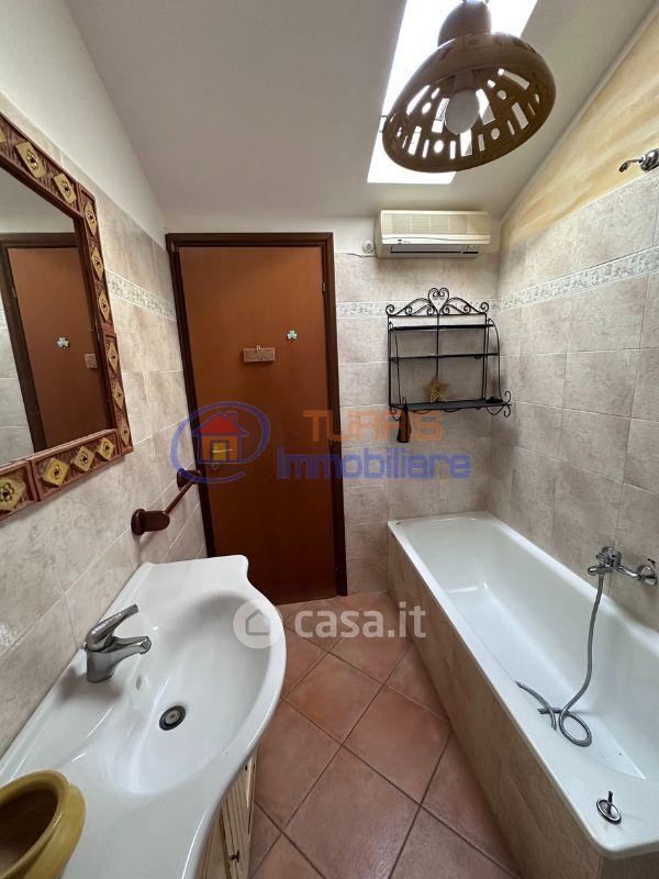 Quadrilocale in Via delle Ginestre — foto 26 di 34