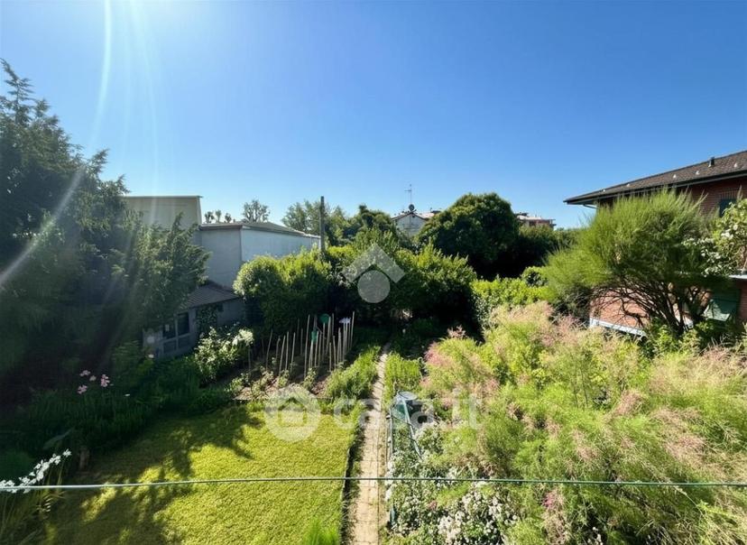 Trilocale in Via Silvio Pellico 8 — foto 16 di 16