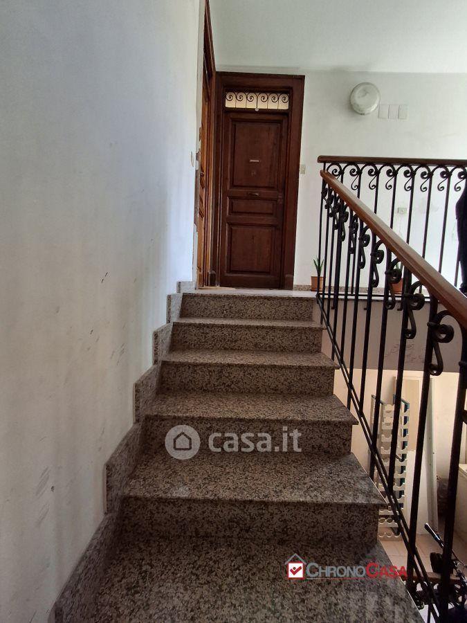 Trilocale in Via Umbria 12 — foto 4 di 29