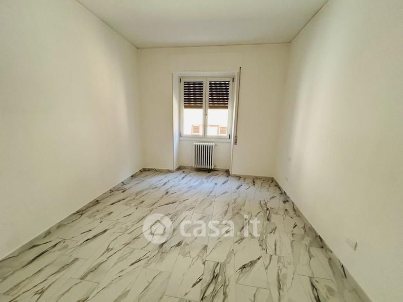 Trilocale in Via Confalonieri — foto 2 di 24