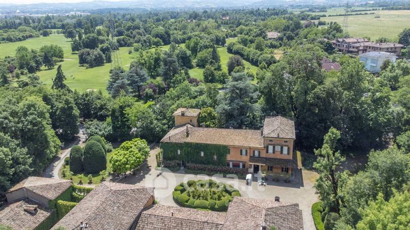 Villa in Via Castelnuovo Rangone — foto 8 di 101