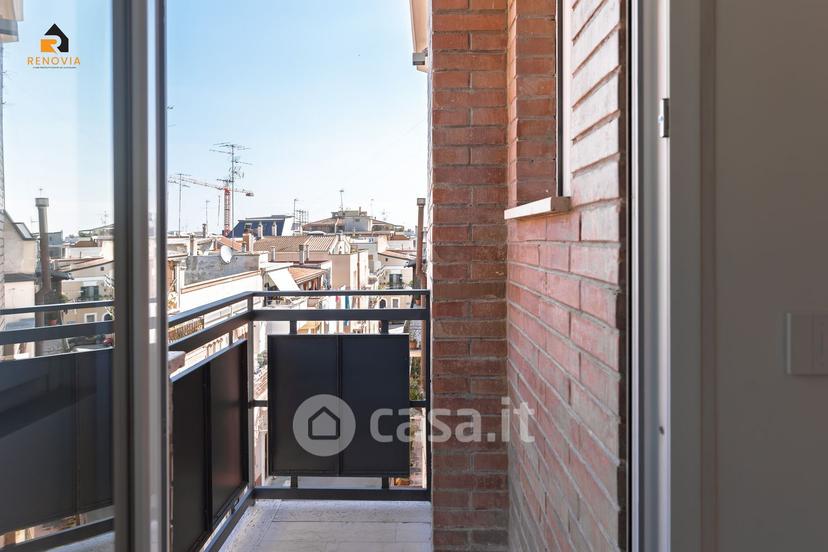 Trilocale in Via Galileo Galilei 45 — foto 11 di 21