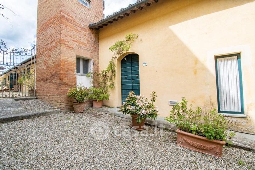 Appartamento in Strada Chiantigiana 82 — foto 10 di 28