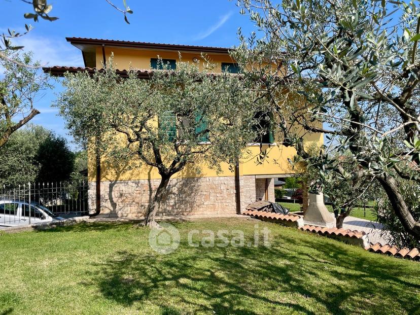Villa in Via Isabella d'Este — foto 7 di 27
