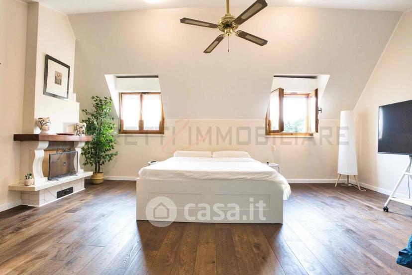 Appartamento in Località Colombaia — foto 33 di 38