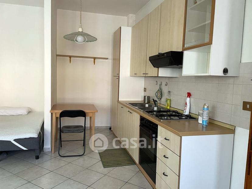 Monolocale in Via Cernaia — foto 13 di 22