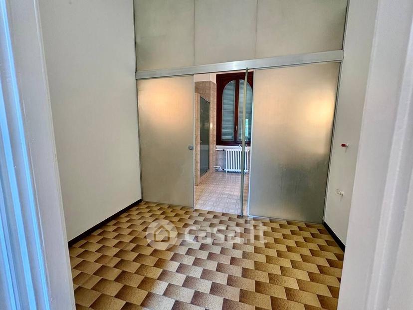 Villa in Via Vittorio Alfieri 2 — foto 53 di 78
