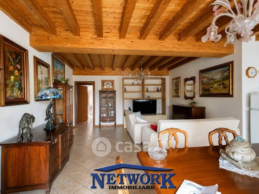 Trilocale in Via San Tommaso 16 — foto 8 di 10